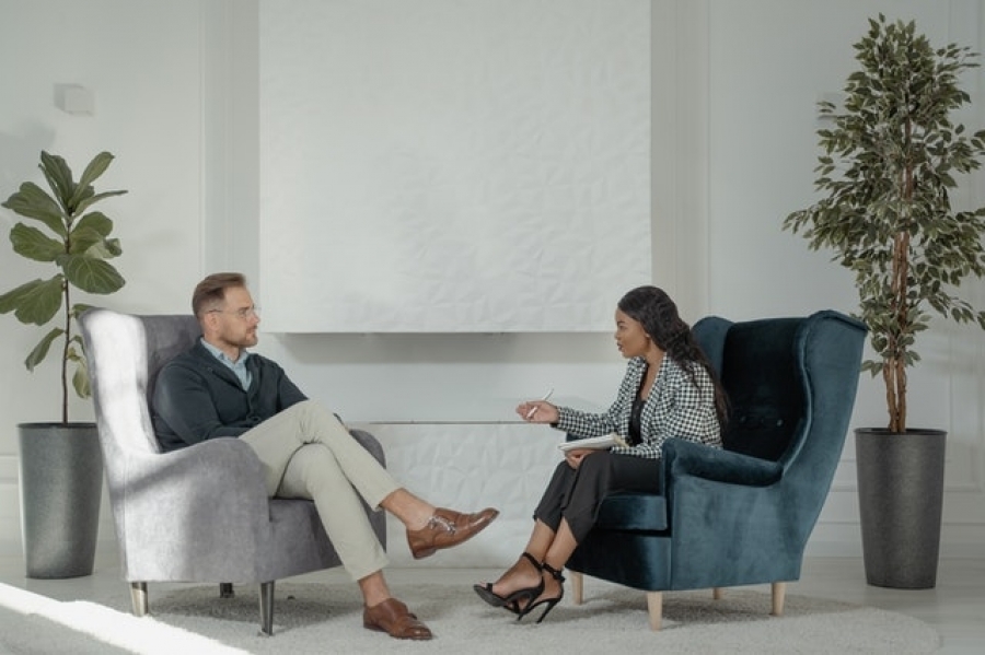 Should Your Firm List A Vacancy With A Recruitment Agency?