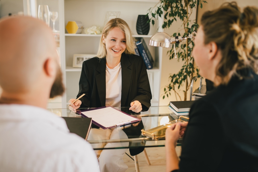 5 Essential Qualities You Need to Work in Property Sales