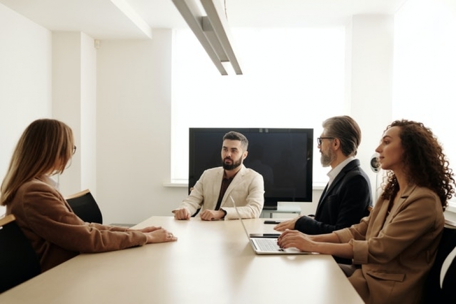 Why Do So Many Individuals Turn To Recruitment Agencies For Help?