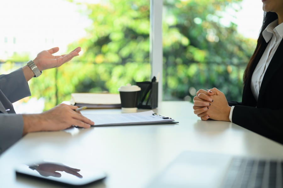 Advice On How To Approach Salary Discussions in Estate Agent Interviews