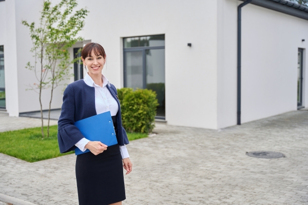 How to Make a Lettings Agent Job Application Stand Out and Get Noticed